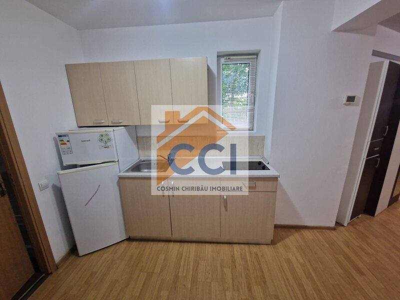 Bacau, str. Stadionului 1 Garsoniera open-space de inchiriat,