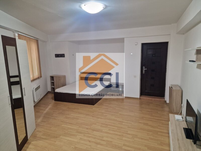 Bacau, str. Stadionului 1 Garsoniera open-space de inchiriat,
