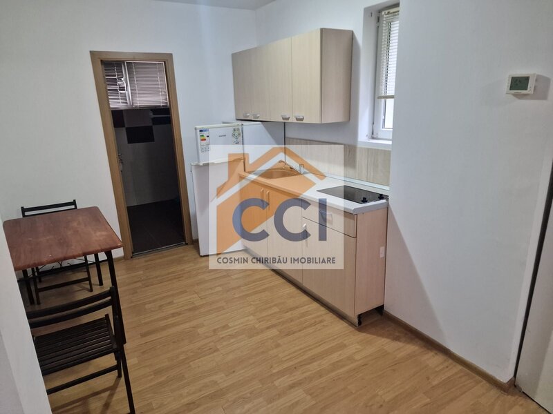 Bacau, str. Stadionului 1 Garsoniera open-space de inchiriat,