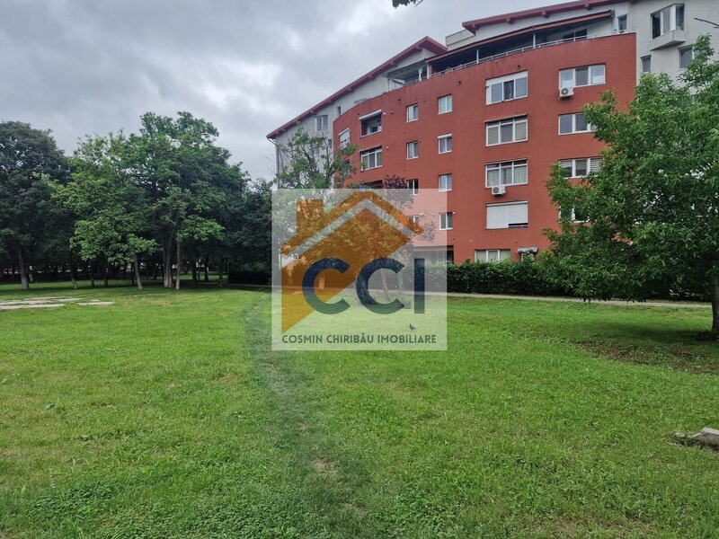 Bacau, str. Stadionului 1 Garsoniera open-space de inchiriat,
