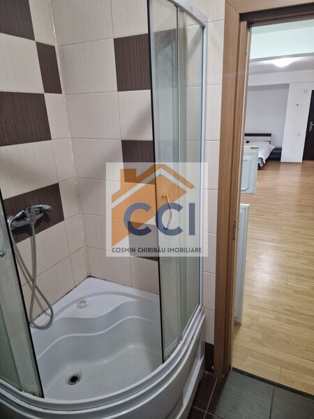 Bacau, str. Stadionului 1 Garsoniera open-space de inchiriat,